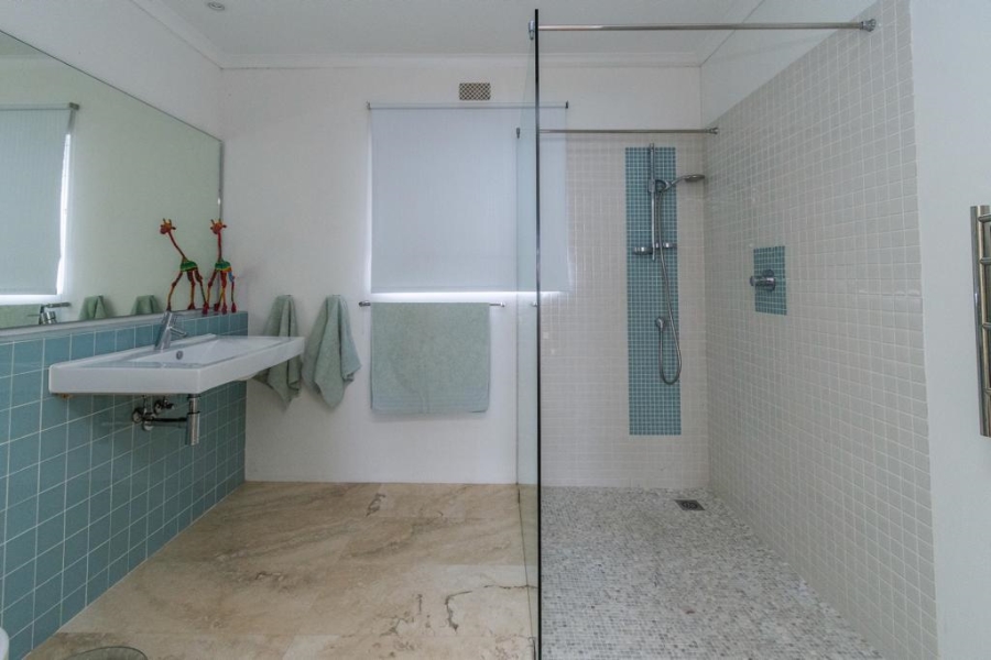 To Let 3 Bedroom Property for Rent in Camps Bay Western Cape